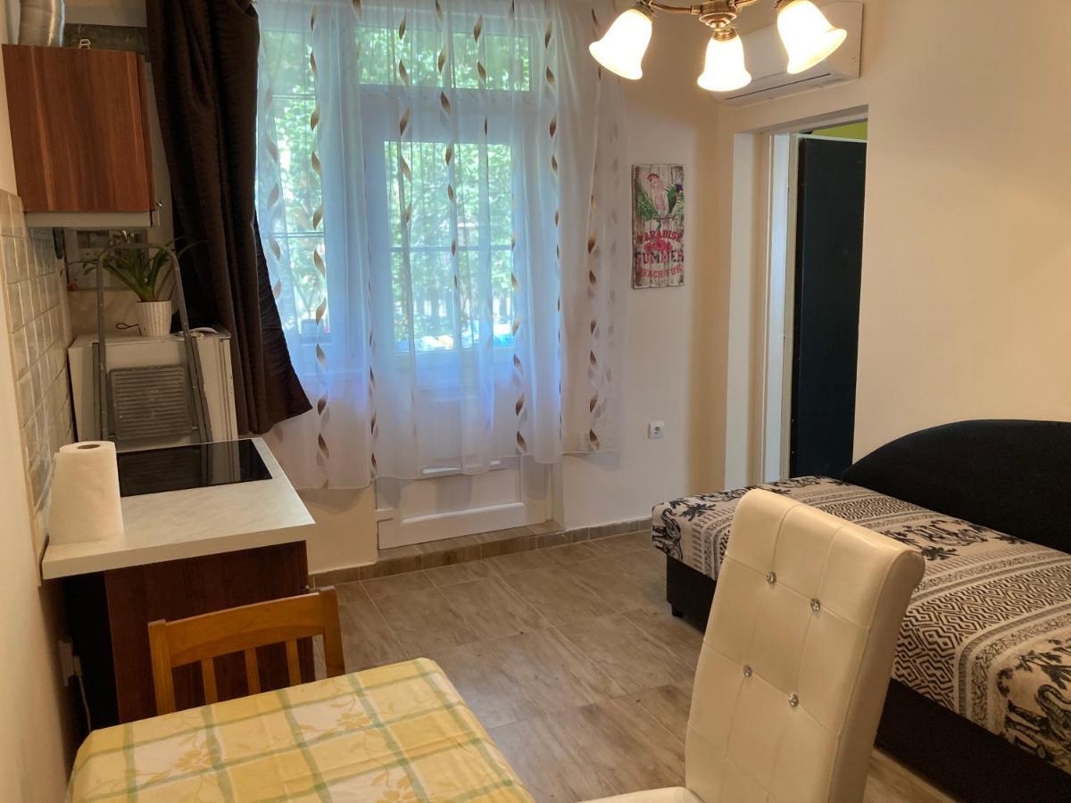 Roland Apartmant Zuglo Budapest Exterior foto