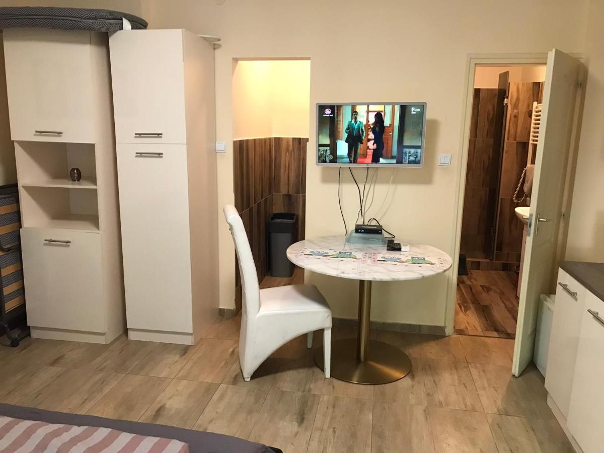 Roland Apartmant Zuglo Budapest Exterior foto