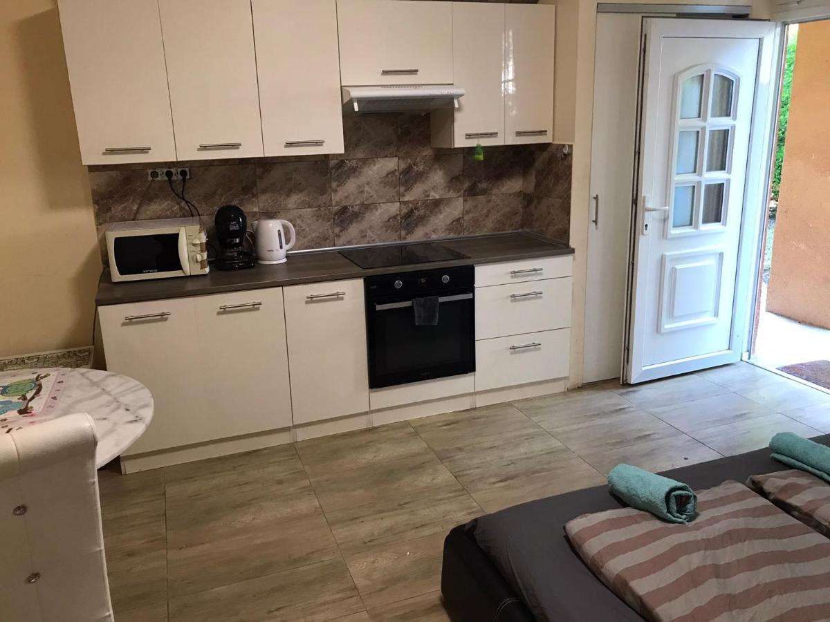 Roland Apartmant Zuglo Budapest Exterior foto